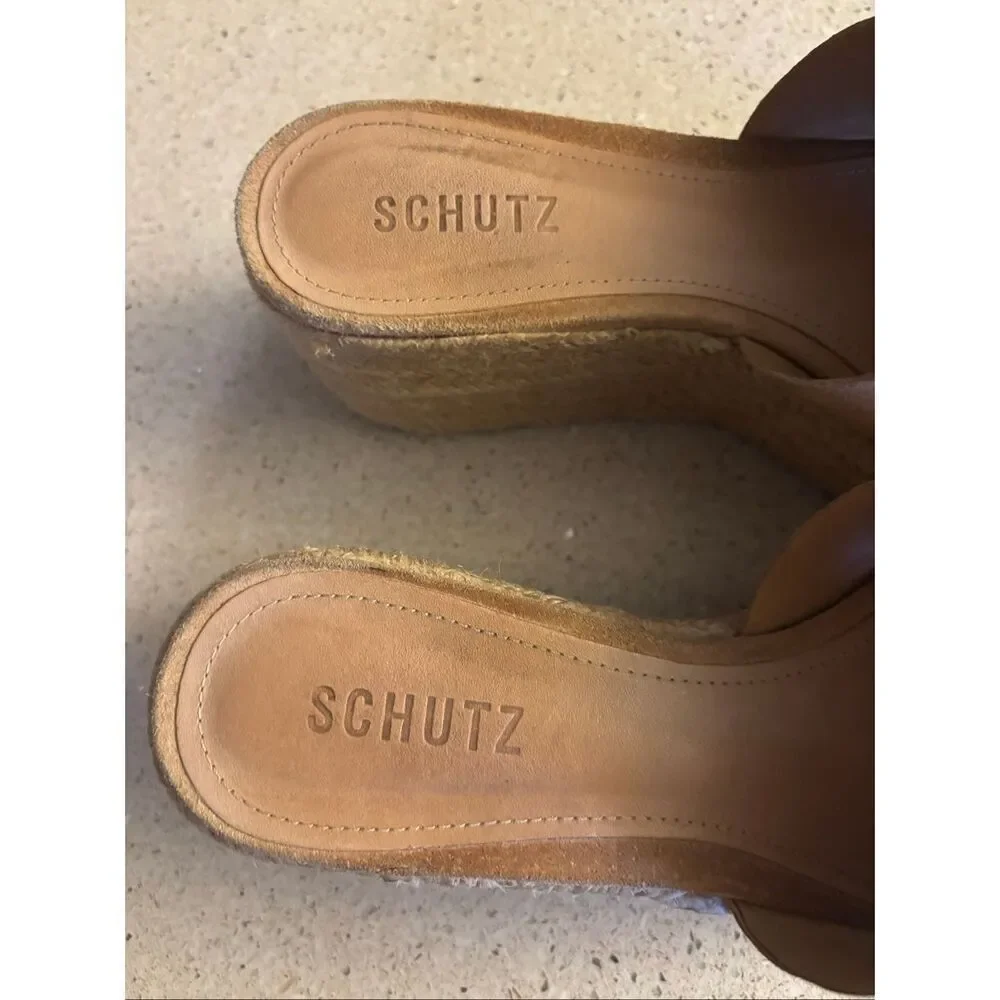 Schutz platform mules